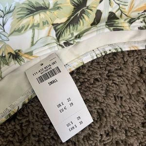 NWT Abercrombie triangle bathing suit